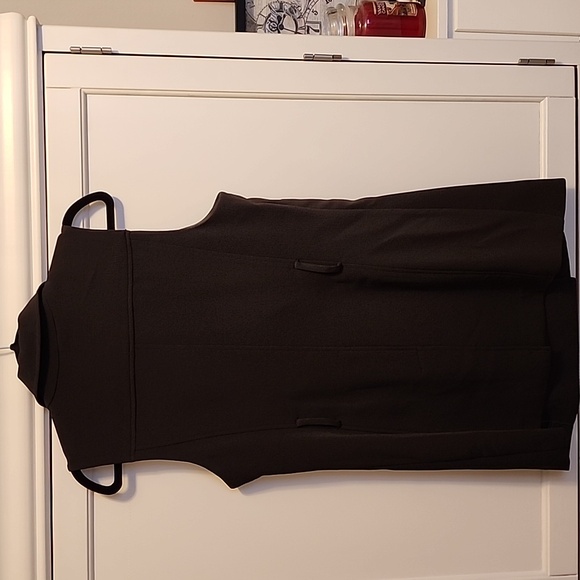 Simply Vera Wang Black Sleeveless Blazer - Picture 4 of 7